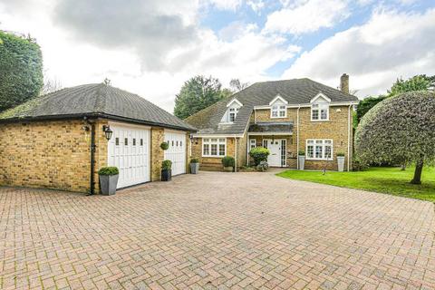 5 bedroom detached house for sale, Overhill, Warlingham, CR6 9JR