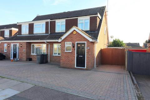 3 bedroom semi-detached house for sale, Luton LU2