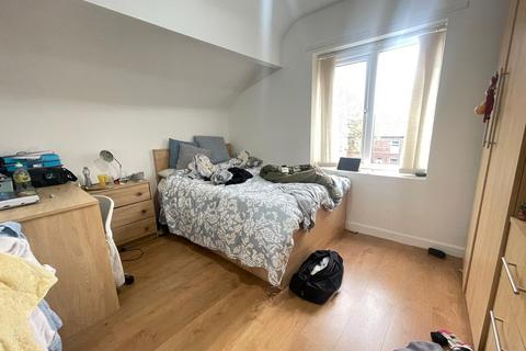 5 bedroom duplex to rent, Wilmslow Road, Manchester M14