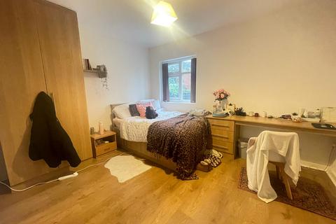 undefined, Wilmslow Road, Manchester M14