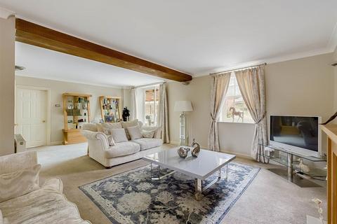 4 bedroom semi-detached house for sale, Croome D'abitot, Severn Stoke