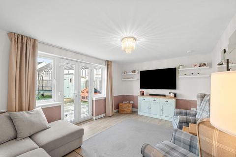 4 bedroom detached house for sale, Kinnaird, Larbert FK2