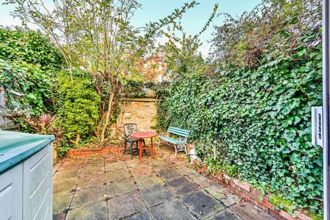 2 bedroom terraced house for sale, Mackenzie Road, Islington, London, N7