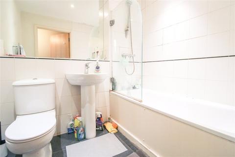 1 bedroom apartment for sale, Addiscombe Road, Croydon, CR0