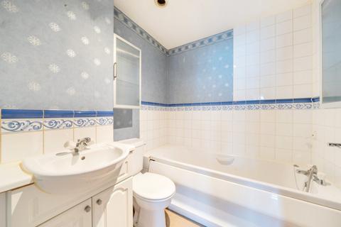 25 Evensyde, Watford, WD18 8WN