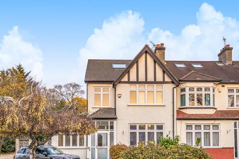 4 bedroom end of terrace house for sale, Warren Avenue, Bromley