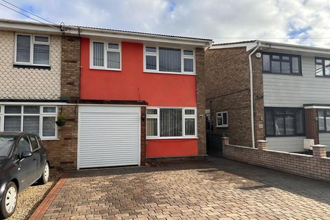 3 bedroom semi-detached house for sale, Komberg Crescent, Canvey Island