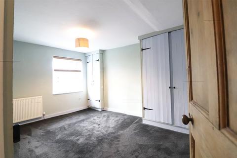 2 bedroom terraced house for sale, Mill Street, Great Torrington, Devon, EX38