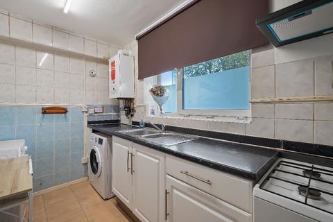 3 bedroom flat to rent, Flat , Swallowfield, Munster Square, London