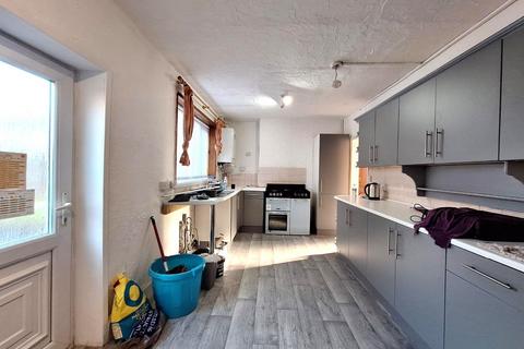 25 Felskirk Road, Manchester, M22 1PX