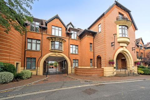 2 bedroom apartment to rent, Perpetual House, Henley-On-Thames RG9