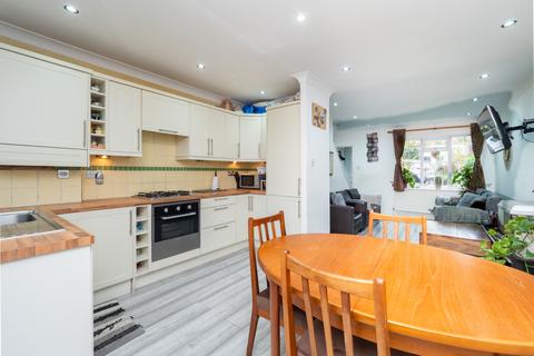 2 bedroom end of terrace house for sale, Frampton Close, Sutton SM2