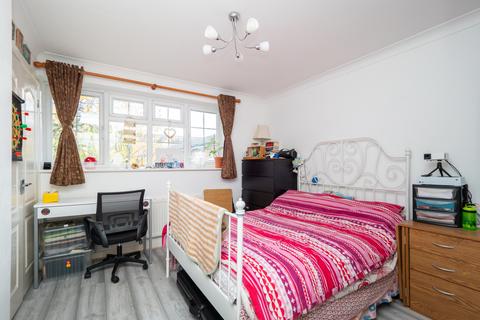10 Frampton Close, Sutton, SM2 6SU