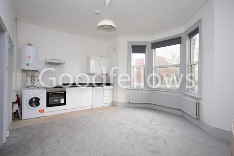 1 bedroom apartment to rent, Morden Road, London SW19