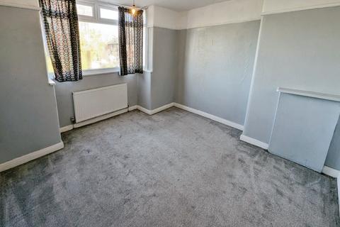 3 bedroom semi-detached house to rent, Shawbrook Road, Manchester M19