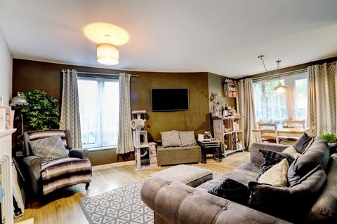 2 bedroom apartment for sale, St. Hughs Avenue, Buckinghamshire HP13