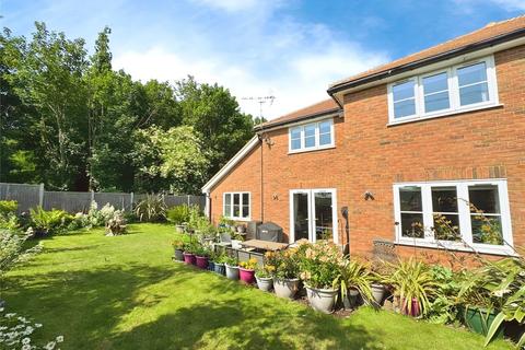 2, Kits Cottage Nackington Road, Canterbury, CT4 7AT