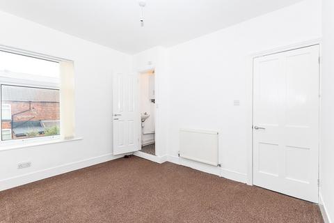 2 bedroom terraced house to rent, Columbia Road, Merseyside L34