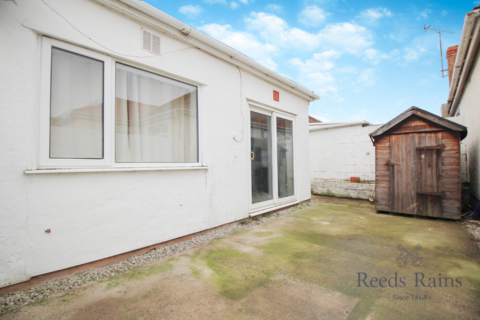 4 County Drive, Rhyl, LL18 4AY
