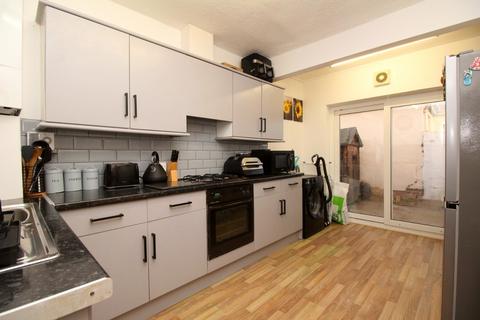 4 County Drive, Rhyl, LL18 4AY
