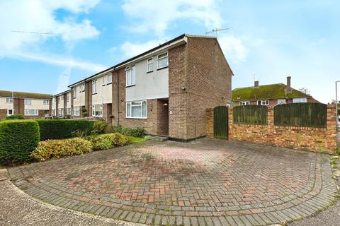 3 bedroom end of terrace house for sale, Ferring Close, East Sussex TN31