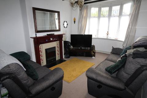 3 bedroom semi-detached house to rent, Patrick Road, Birmingham B26