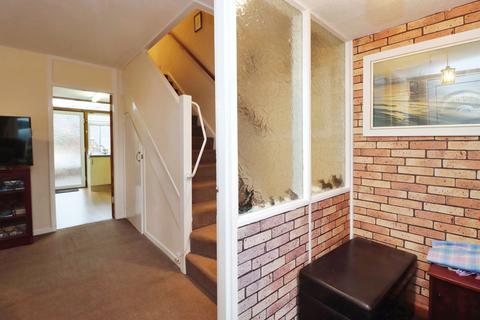 2 bedroom terraced house for sale, Michael Place, Kirkcaldy KY1