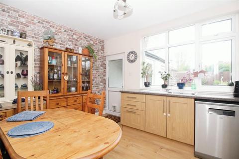 3 bedroom semi-detached house for sale, Strathmore Road, Leicestershire LE10