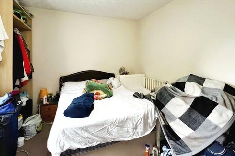 2 bedroom terraced house for sale, Oldham Road, Greater Manchester OL16