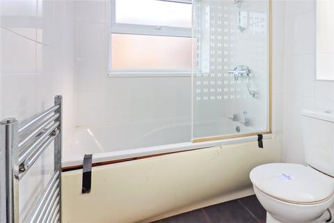 2 bedroom flat for sale, Axwell Terrace, Newcastle upon Tyne NE16