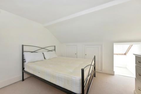 1 bedroom in a house share to rent, Kimbell Gardens, Parsons Green, SW6