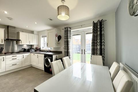 3 bedroom semi-detached house for sale, Pembton Way, St Helens