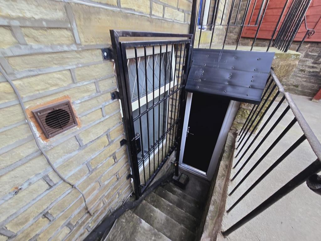 Photograph 31