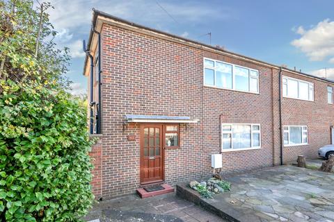 3 bedroom end of terrace house for sale, Maguire Drive, Richmond, TW10