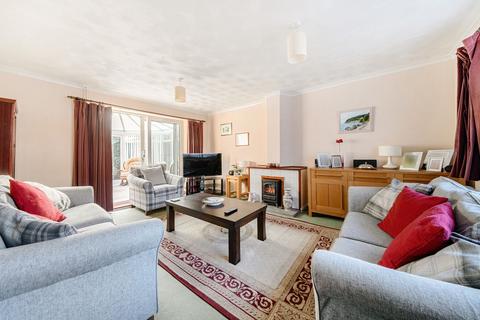 3 bedroom end of terrace house for sale, Maguire Drive, Richmond, TW10