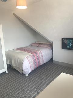 1 bedroom house to rent, Nunnery Fields, Canterbury