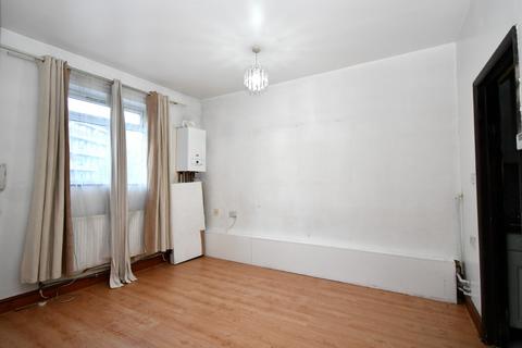 2 bedroom flat to rent, Brooksbank Street, London,  E9