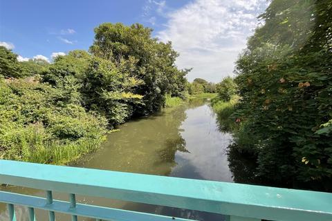 2 bedroom apartment for sale, Seabrook Road, Hythe, Kent