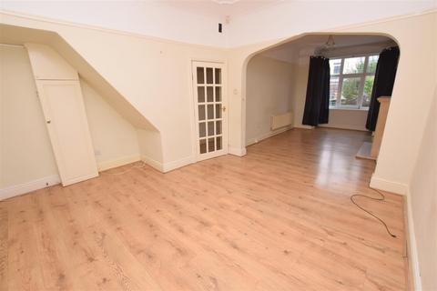 104 Humberstone Road, Grimsby, DN32 8DP