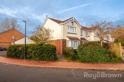 44 Beckgrove Close, Cardiff, CF24 2SE