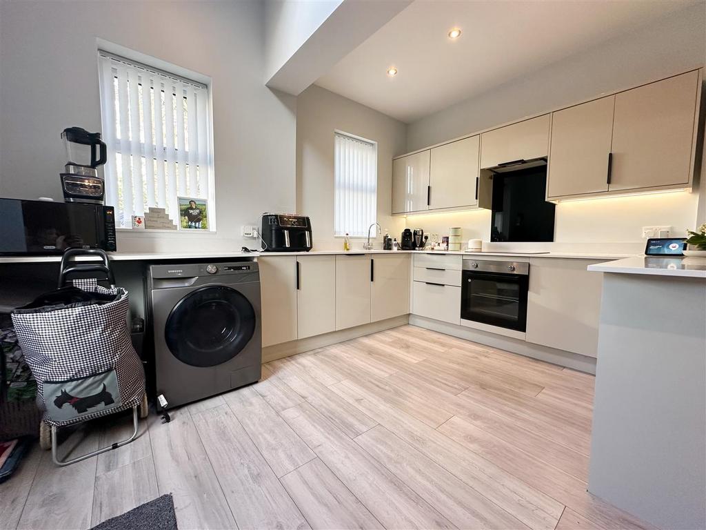Openplan breakfast kitchen dinig room