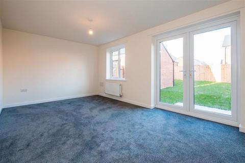 4 bedroom terraced house to rent, Foxfields, Stoke-on-Trent