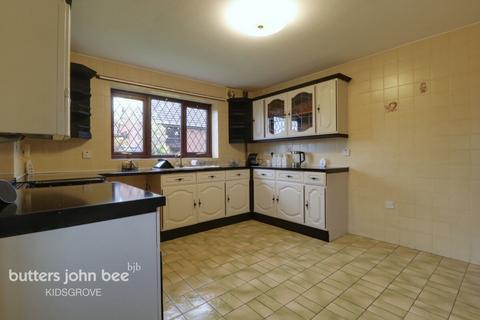 2 bedroom bungalow for sale, Turnhurst Road, Packmoor, ST7