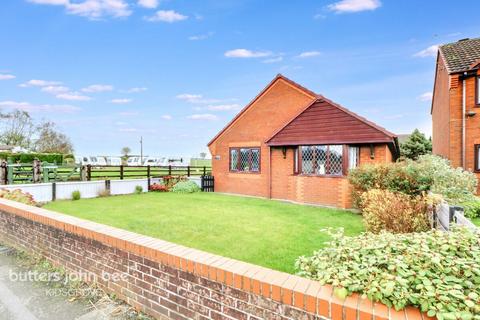 2 bedroom bungalow for sale, Turnhurst Road, Packmoor, ST7