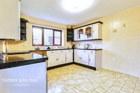 2 bedroom bungalow for sale, Turnhurst Road, Packmoor, ST7