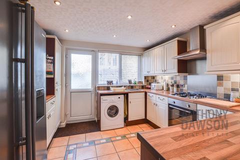 3 bedroom terraced house for sale, Burnley Road, Burnley, Lancashire