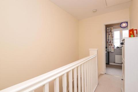 2 bedroom terraced house to rent, Fallows Road,  Padworth,  RG7