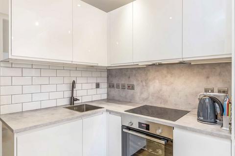 1 bedroom flat to rent, Fortescue Road, London SW19