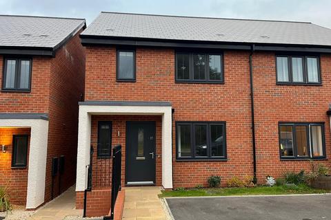 3 bedroom semi-detached house to rent, Crabtree Hill Drive, Derby, Derbyshire, DE22