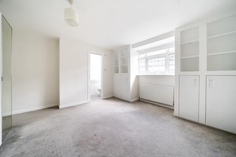 4 bedroom semi-detached house to rent, Madeira Avenue Bromley BR1